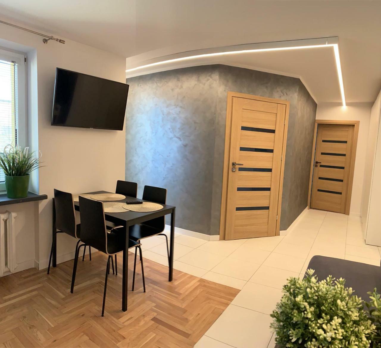 D&M Apart Interior Styles بياليستوك المظهر الخارجي الصورة